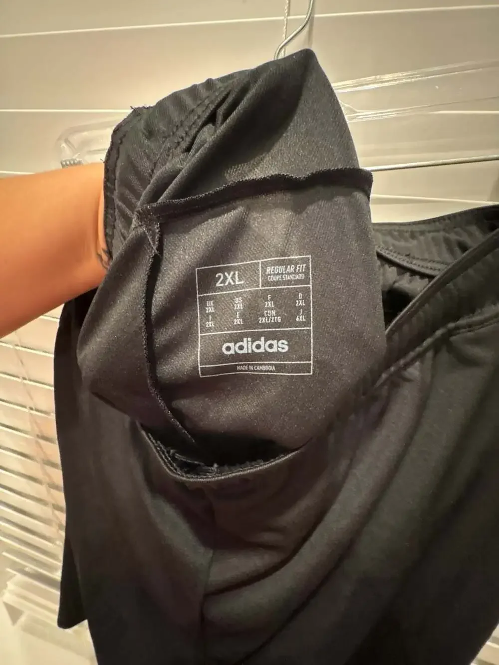 Adidas Men's Designed to Move 3-Stripes Training Shorts in Black/Scarlet